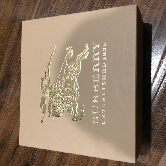 Burberry high heel boot - Picture 2 of 6